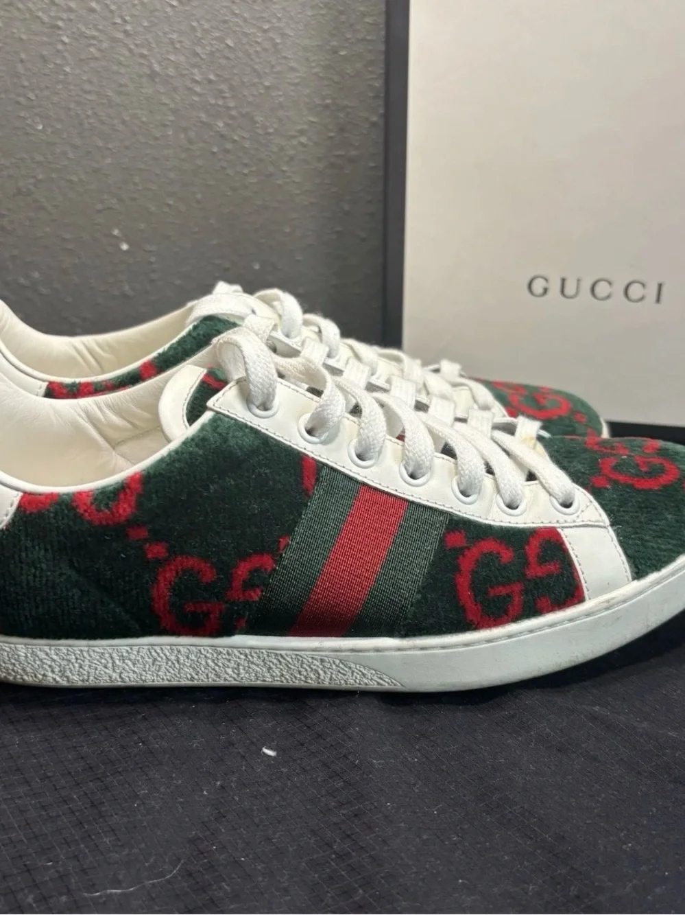 Size 7.5B- Gucci Ace GG Leather Velvet Logo Sneakers Lightly Worn/Retail $750!